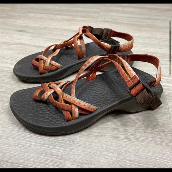 Chaco Women’s Cloud Sandal Rust Ombré - Picture 4 of 8